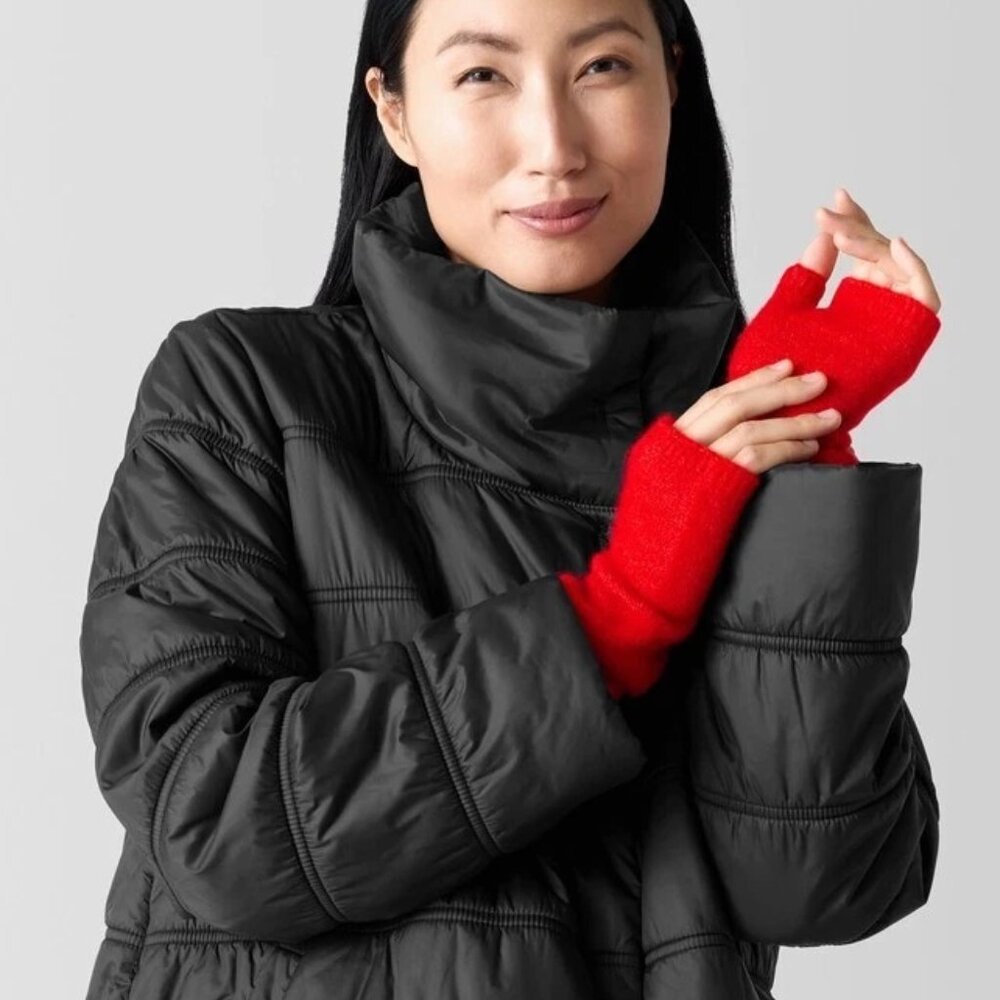 NWT Eileen Fisher RED POPPY Cashmere Silk Bliss Glovelettes OS